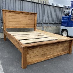 New Queen Size Bed Frame Color Can Be Changed !