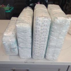 Brand New Kirkland Diapers Size 1
