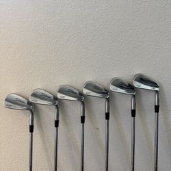 Titleist irons - 716 MB 4 - 9irons 