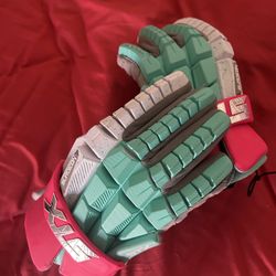STX Surgeon RZR2 Lacrosse Gloves