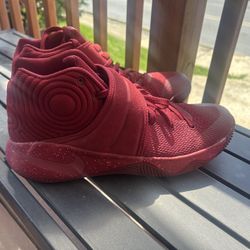 Nike Kylie Velvet 