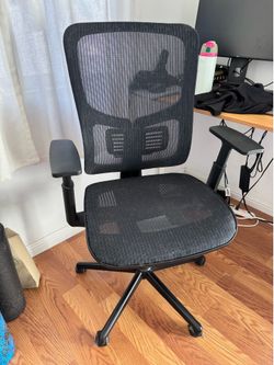 Desk chair