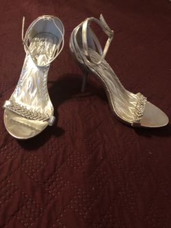 Shoes 7.5