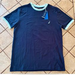 NWT náutica shirt