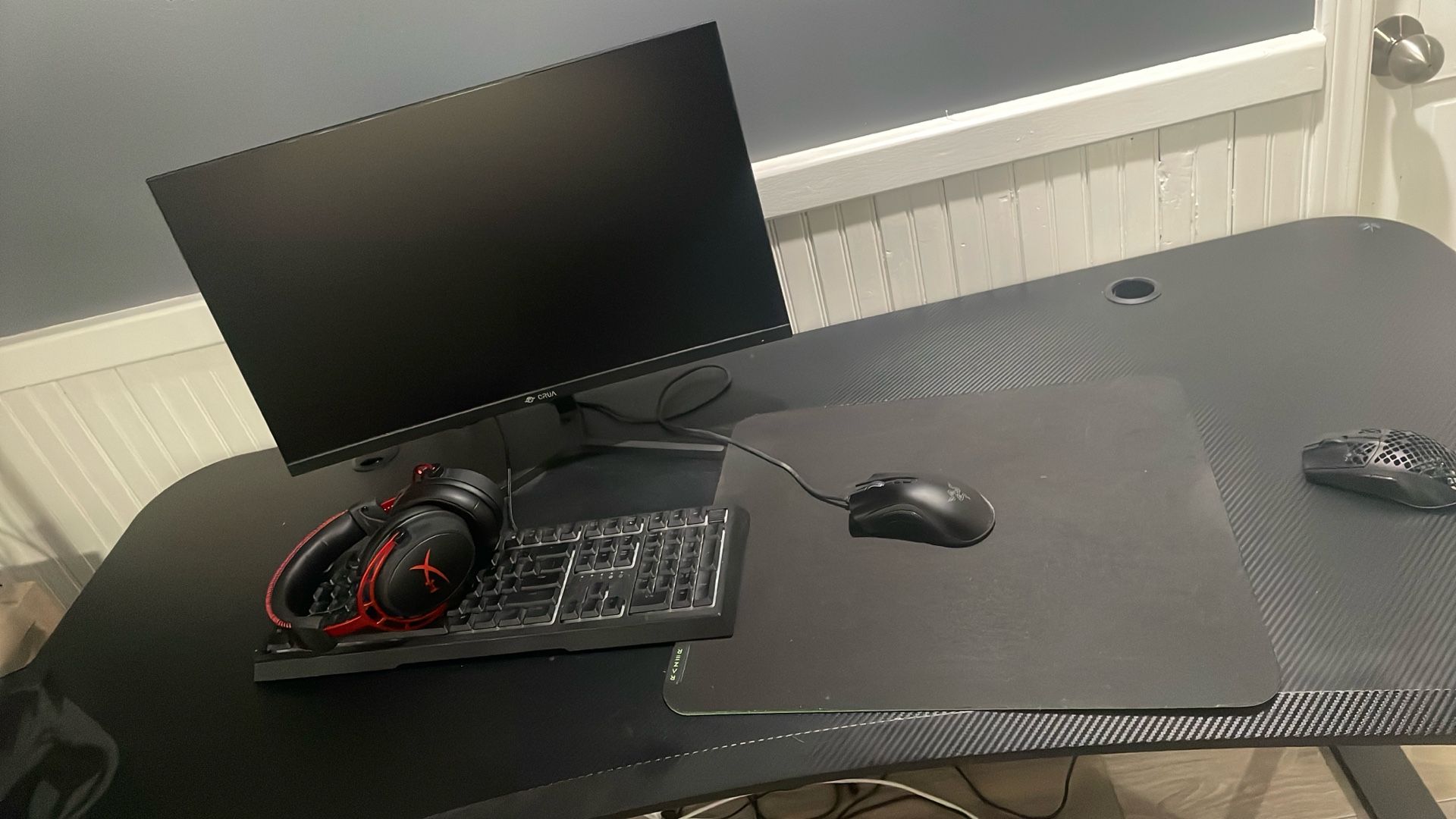 Mouse,mousepad,keyboard,monitor 180hz