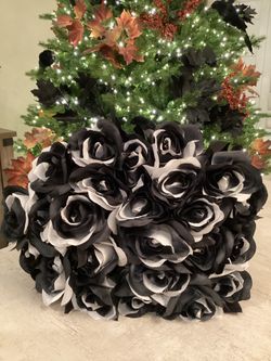 Black And White Roses With Black Stems And Leaves New.