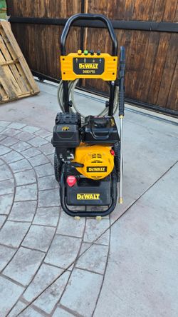 Dewalt 3400psi Gas Pressure Washer