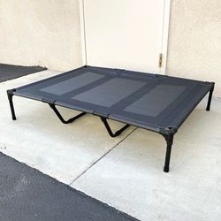 (New in box) $35 Elevated Dog Bed Xlarge 48x36x9” Breathable Raised Pet Bed Cot Indoor Outdoor