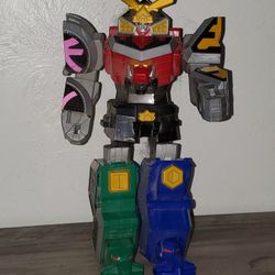 Power Rangers 2011 Samurai Deluxe Action Figure By Ban Dai! Excellent Condition!