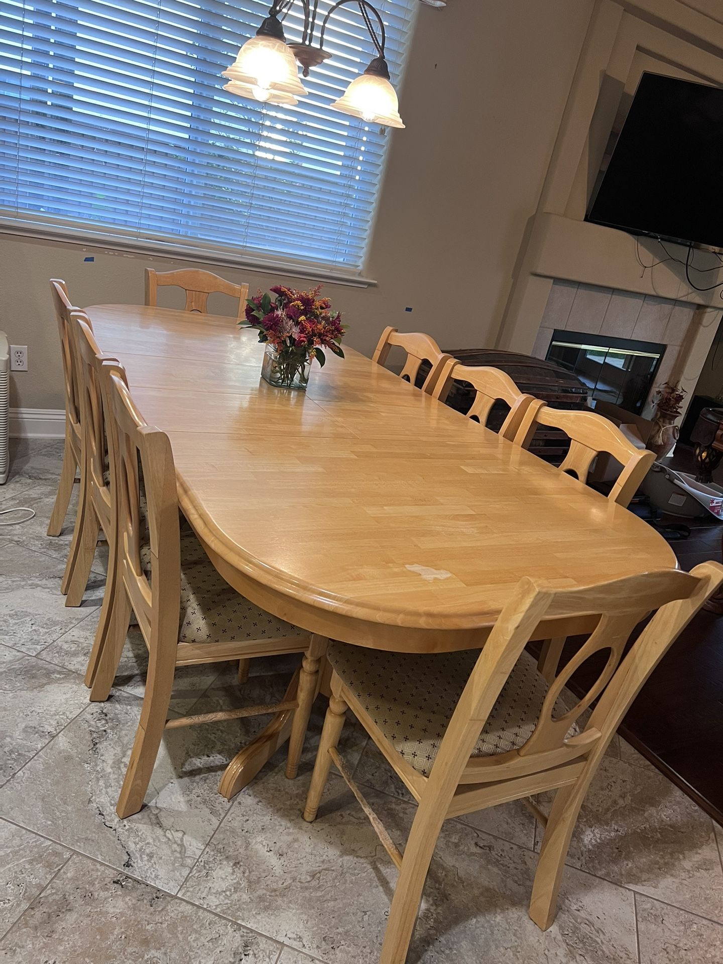 Wood Dining Table With 2 Leaves And 8 Padded Chairs