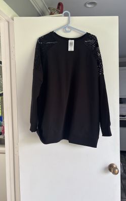 Black Crochet Sleeve Crew Neck Sweater 