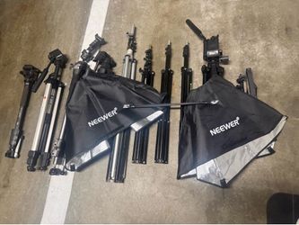 Photography Studio Equipment Lot – Tripods, Light Stands & Softboxes