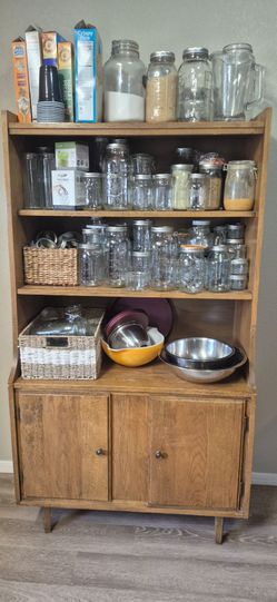 Bakers shelf