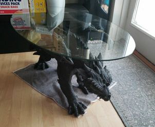 Dragon Table