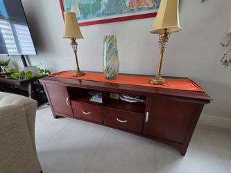 Elegant and Modern Mahogany Sideboard