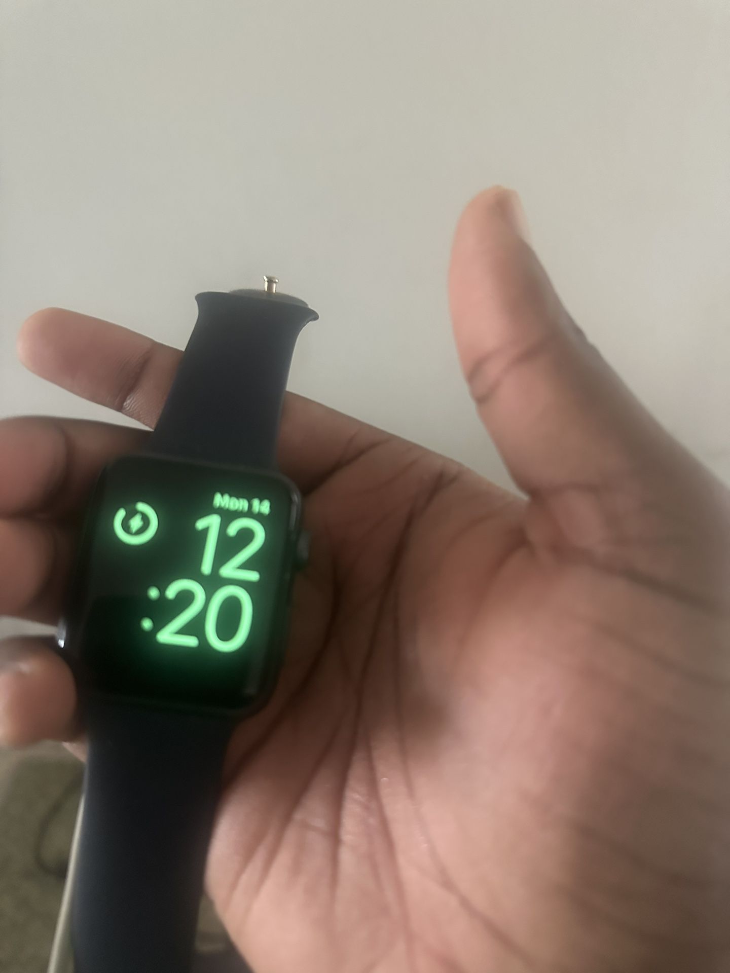 Apple Watch Series 3 (42mm Space Gray)