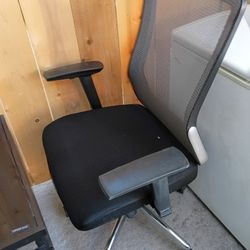 Desk Chair 
