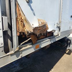Repair Swing Door Box Truck 