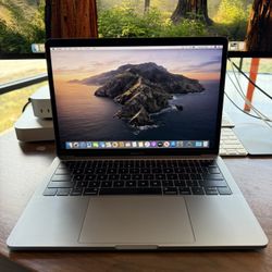 Apple 13” MacBook Pro Core i5 8GB Ram 128SSD! 30 day warranty! We offer financing!