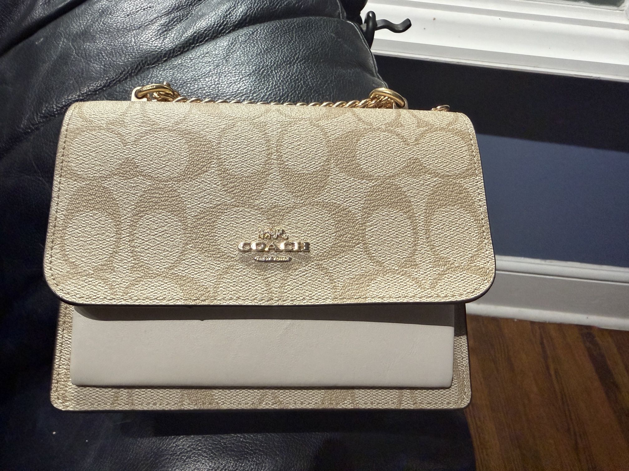 Coach Beautiful Beige And White Purse