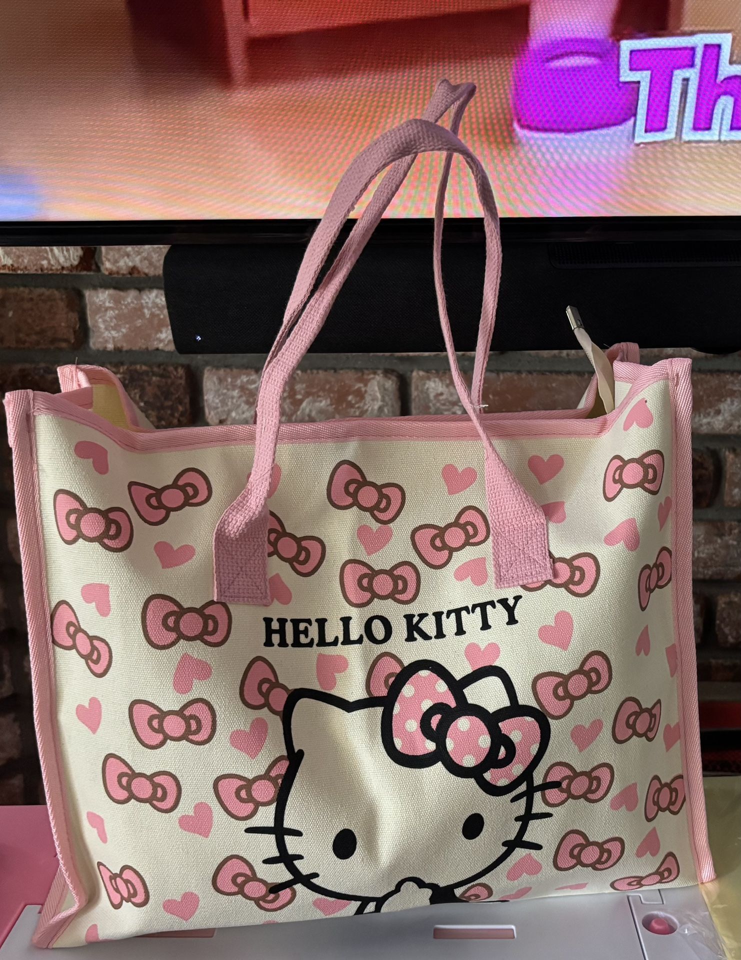 Hello Kitty Canvas Bag