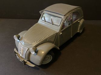 1/18 Diecast Car Citron 2CV