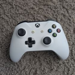 Xbox Controller (White)