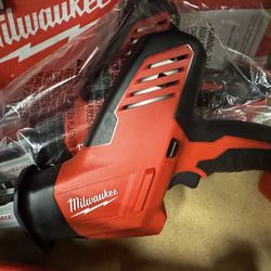 Brand new Milwaukee hacksaw