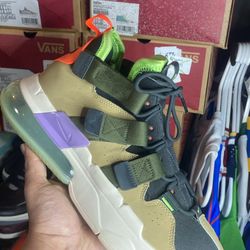 Nikes Size 11 Men’s