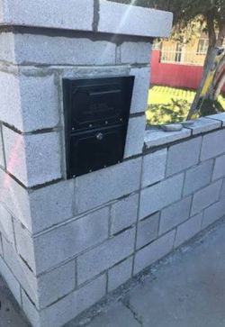 Retaining wall
