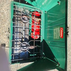 Vintage Coleman 2-Burner Propane Camping Stove – Portable Camp Cook