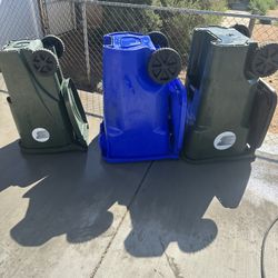 Cleaner; Trash Bin 
