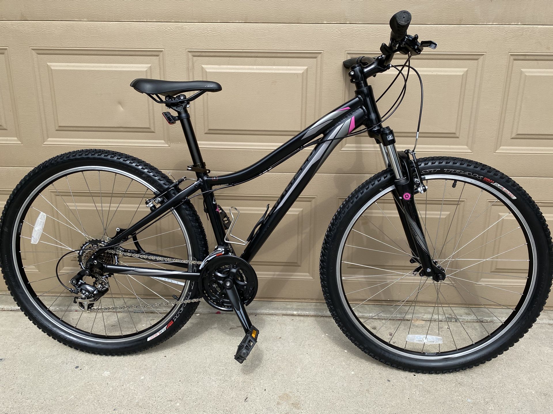 Specialized Myka Mountain Bike