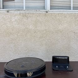 EUFY ROBOT VACUUM 
