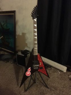 Alexi 200 Flying V