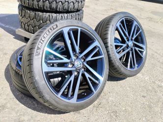 Toyota Camry wheels OEM 255/35/19" Michelin