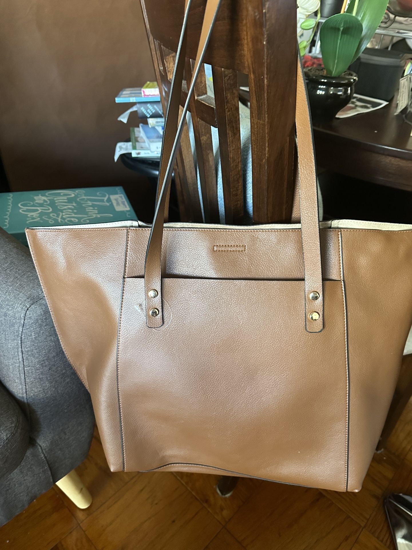 Large Brown Bag With Deep Outside Pocket