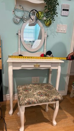 Bedroom Vanity