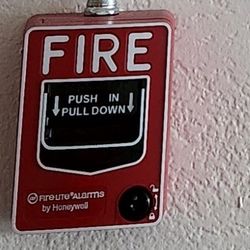 Wire Free & Battery Operated Fire Alarm, Ideal For Large Facility Daycares