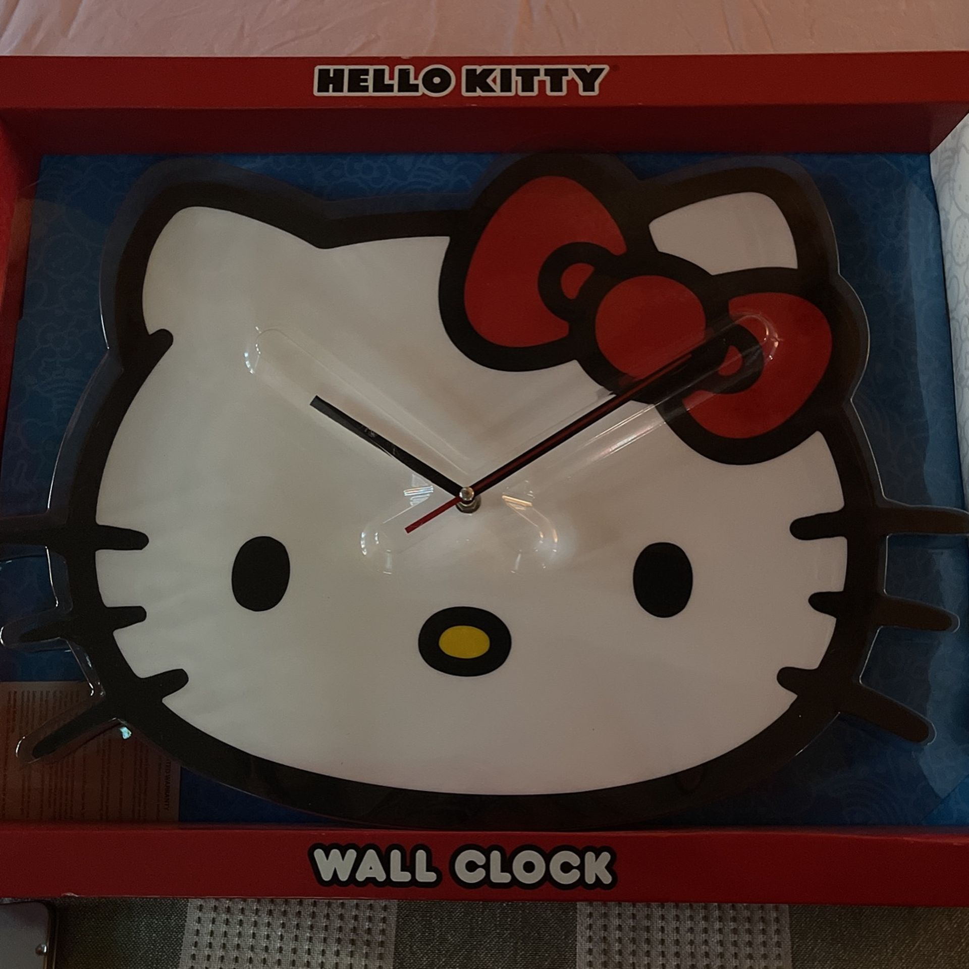 New Hello Kitty Clock