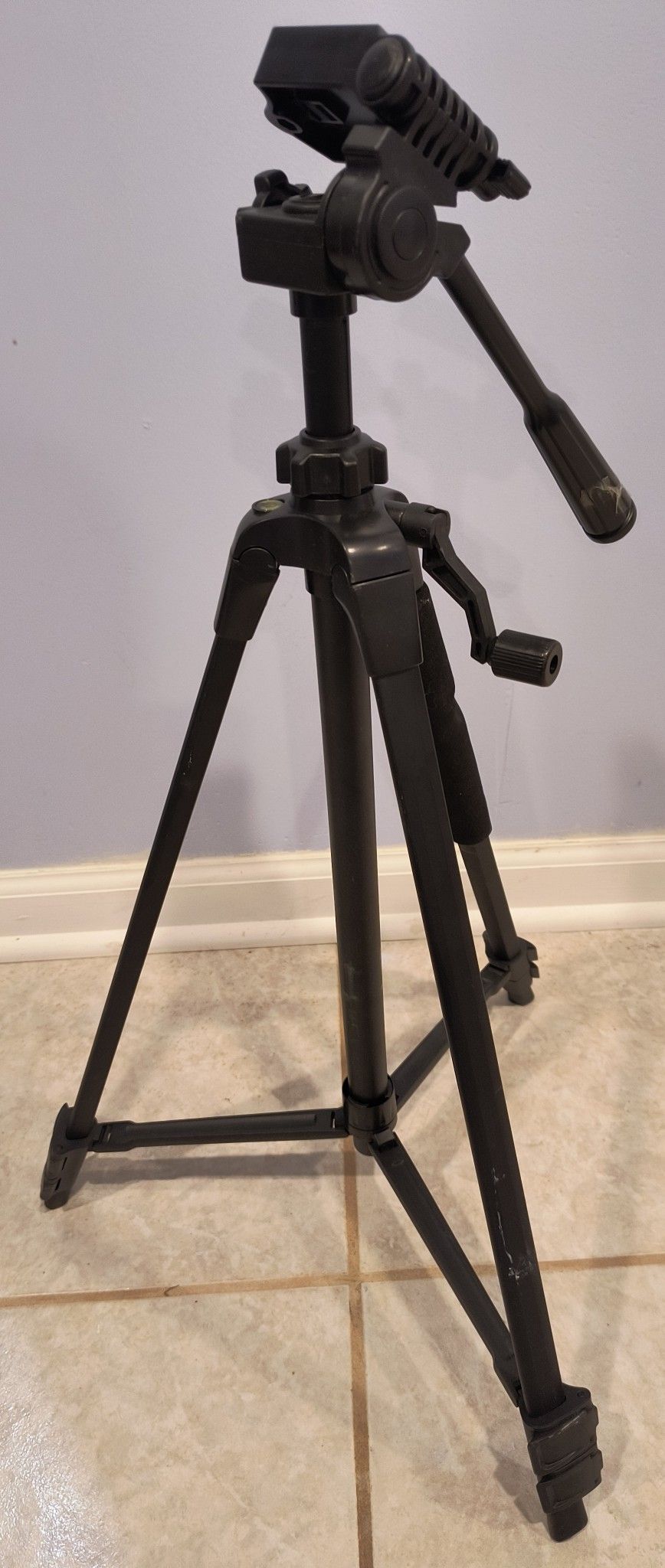 Camera Tripod Extendable to 4 feet
