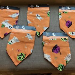 Brand New Pet Reversible Glow-In-The-Dark Bandana $1 each