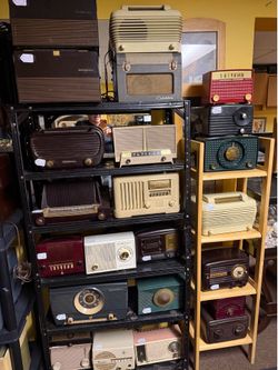 Vintage Untested Tube Radios
