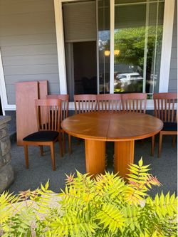 Dinning table and chairs