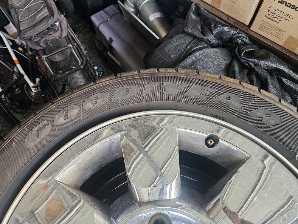 New 275 55 20 Tires Goodyear Eagle 2