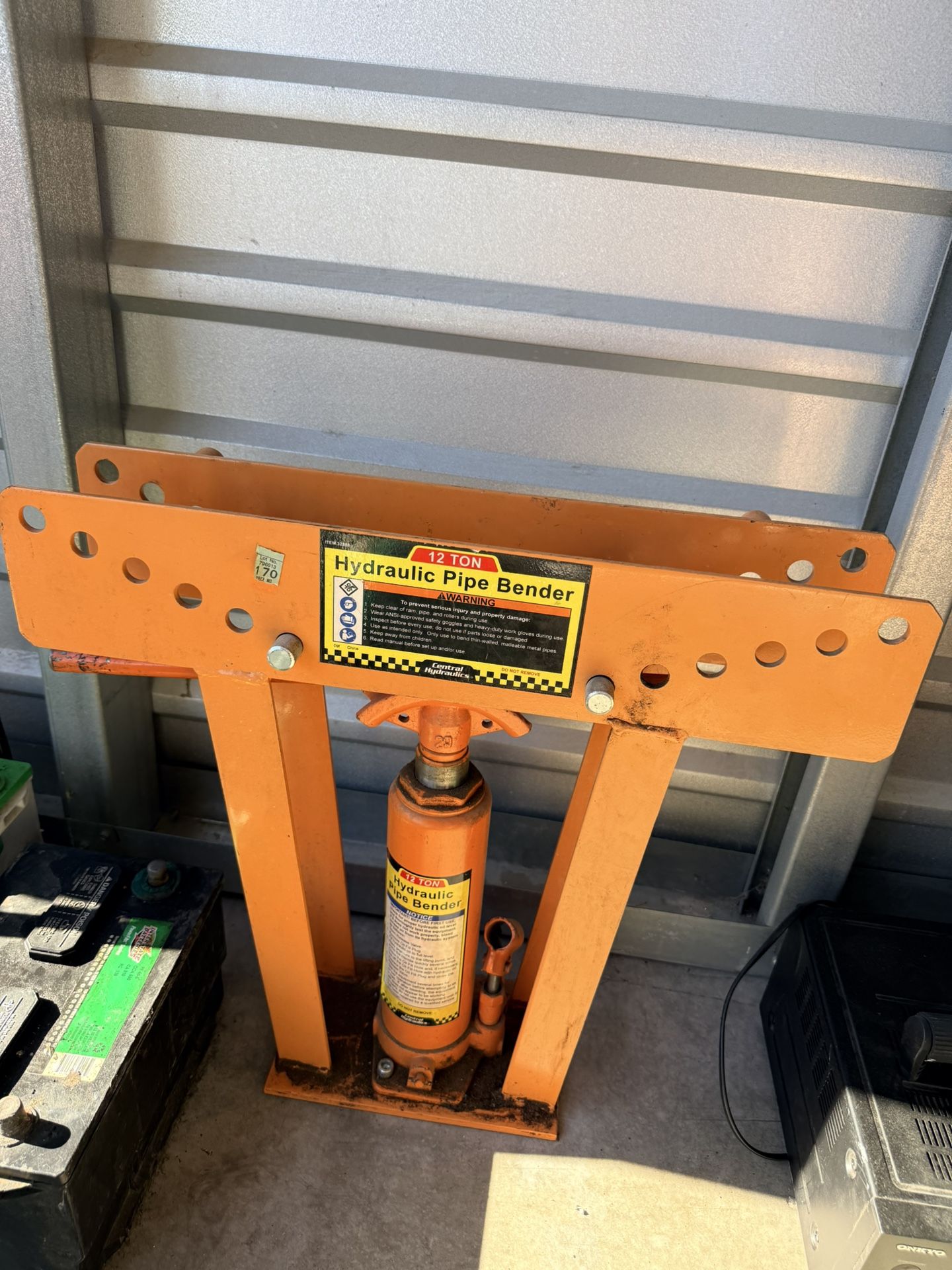 Central Hydraulics 32888 Hydraulic Pipe Bender 12 Ton