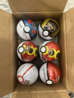 Pokemon Cards Pokeball 3 Pack Tin 