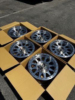 (5) Method MR304 5x5.5 17” Machined Wheels Dodge Ram Ford Bronco