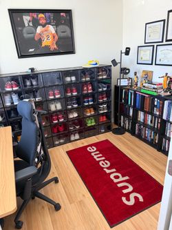 Supreme Box Logo Rug Red