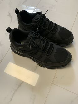 Skechers wide fit tennis shoe